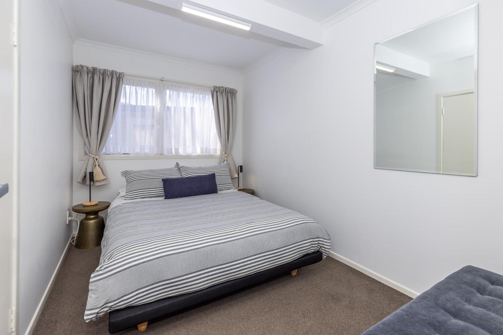 2 Bedroom Home Away From Home Near Cbd & Private Parking 汉密尔顿 外观 照片