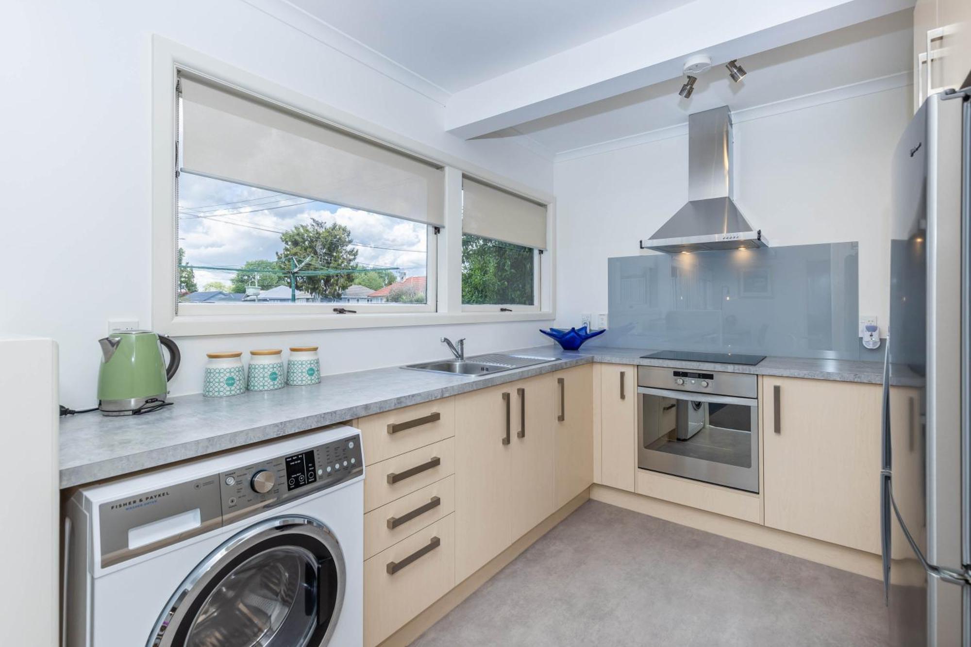 2 Bedroom Home Away From Home Near Cbd & Private Parking 汉密尔顿 外观 照片